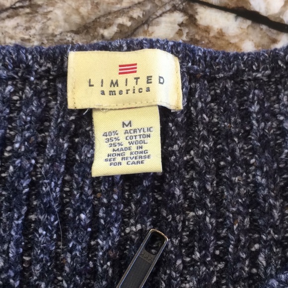 Limited America zippered sweater. - Picture 3 of 6